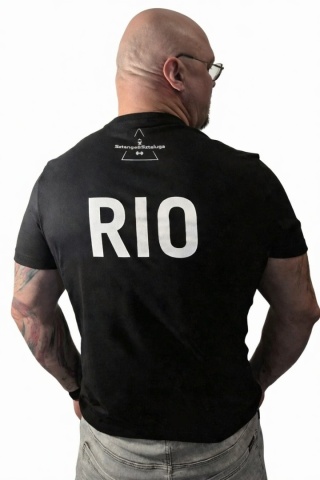 Rozmiar XL – RiO czarna koszulka z mocnym hasłem | XL Męska